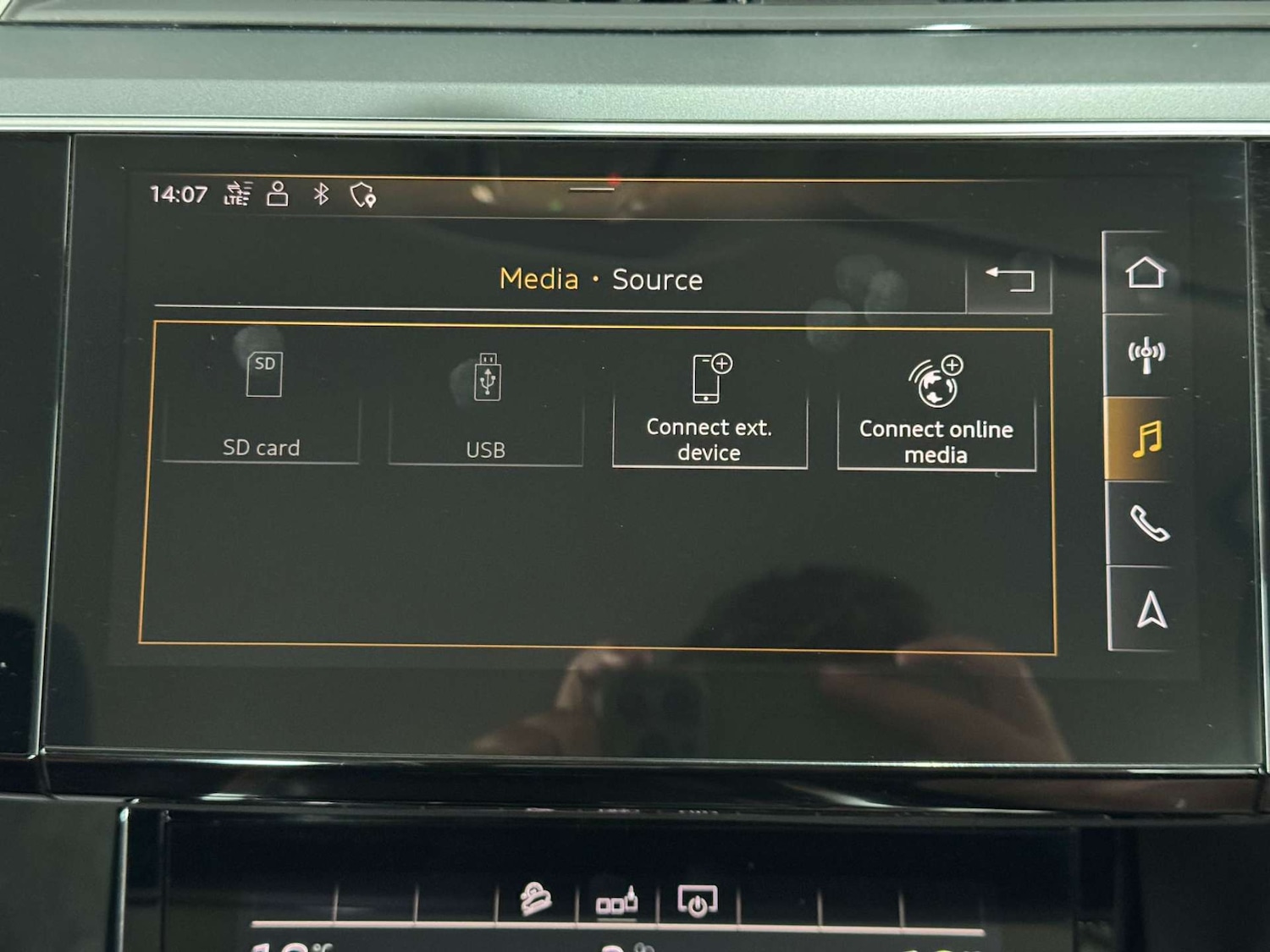 Used Audi e-tron 2020 for sale - 76363790: Photo 48