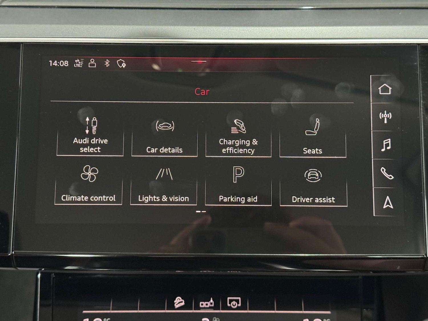 Used Audi e-tron 2020 for sale - 76363790: Photo 52