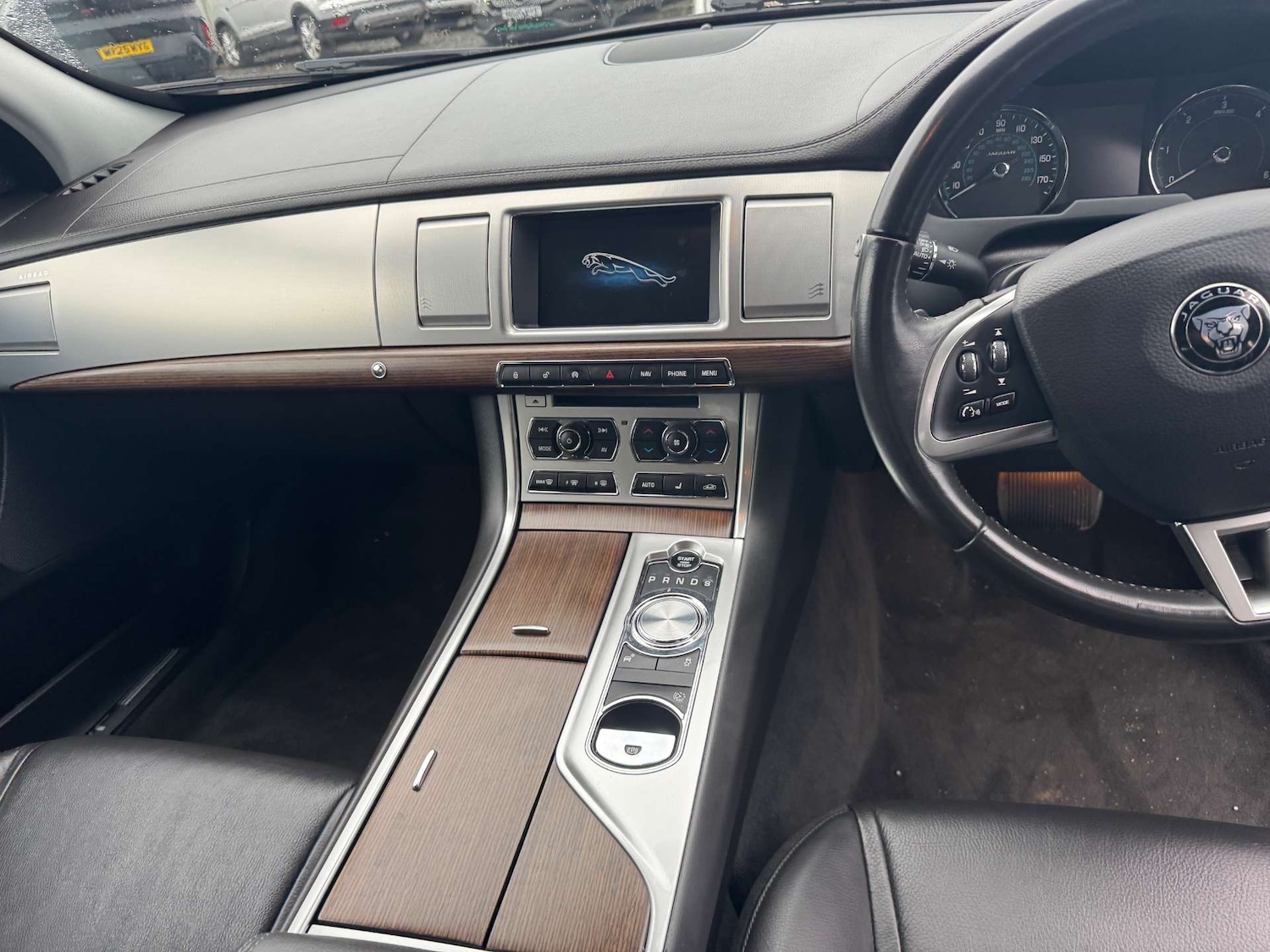 Used Jaguar XF 2014 for sale - 76574598: Photo 16