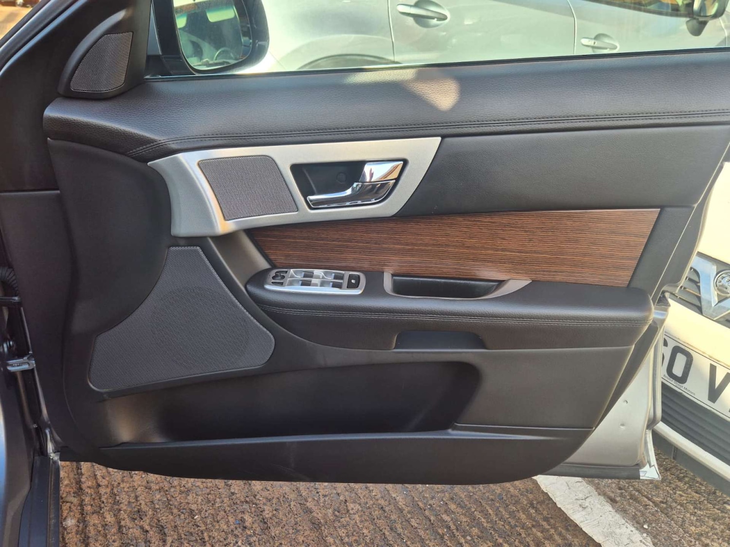 Used Jaguar XF 2014 for sale - 76574598: Photo 43