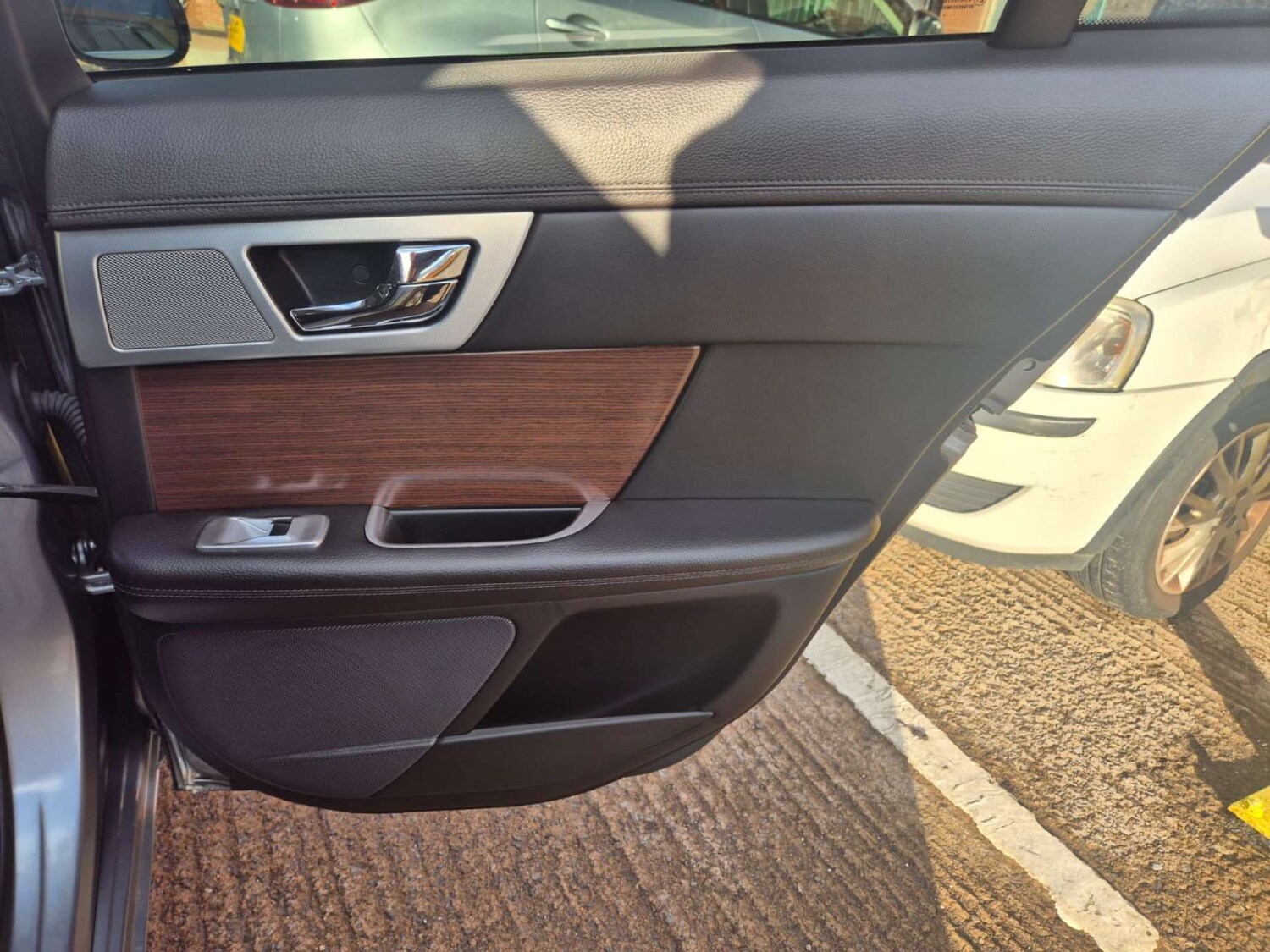 Used Jaguar XF 2014 for sale - 76574598: Photo 44