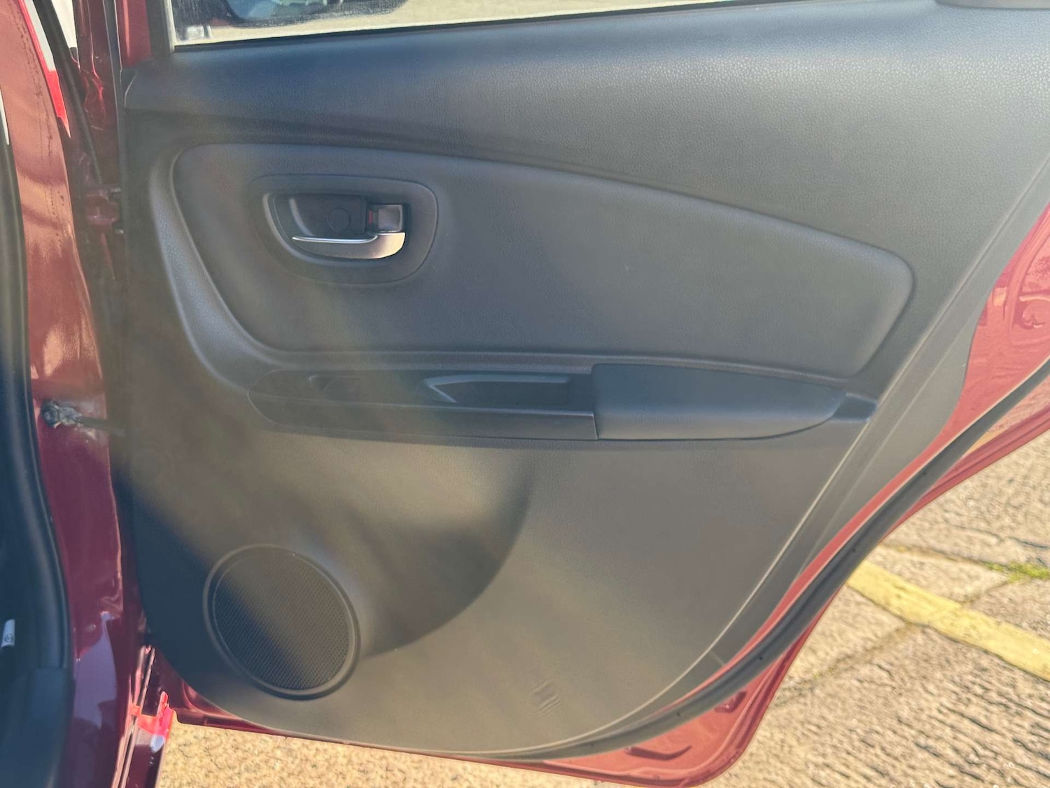 Used Toyota Yaris 2017 for sale - 76363662: Photo 48