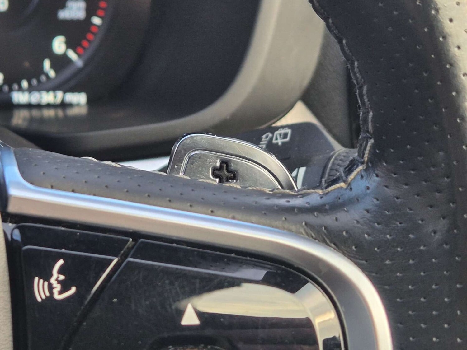 Used Volvo XC60 2018 for sale - 76563175: Photo 15