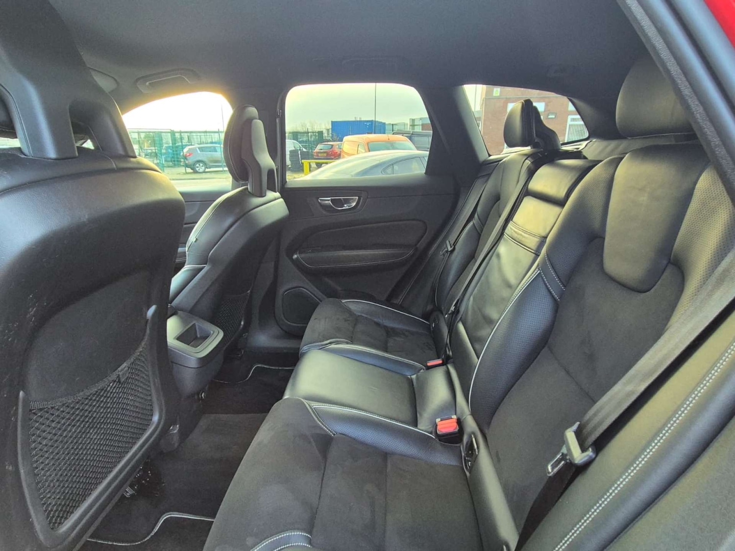 Used Volvo XC60 2018 for sale - 76563175: Photo 33