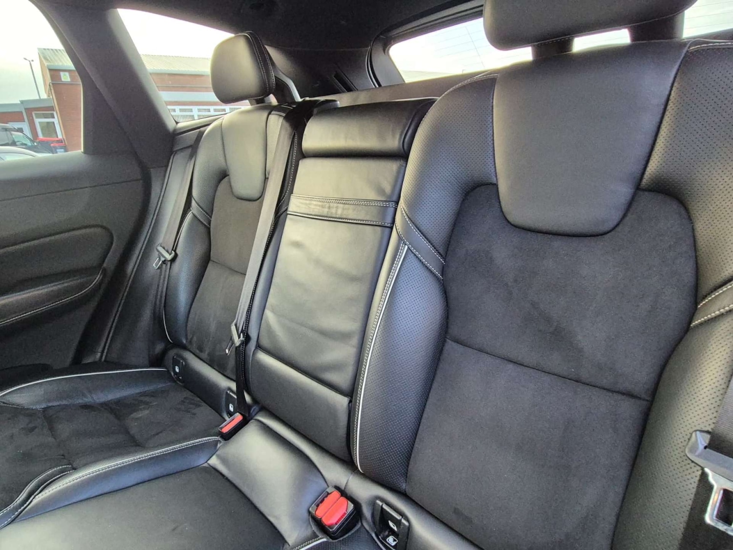 Used Volvo XC60 2018 for sale - 76563175: Photo 34