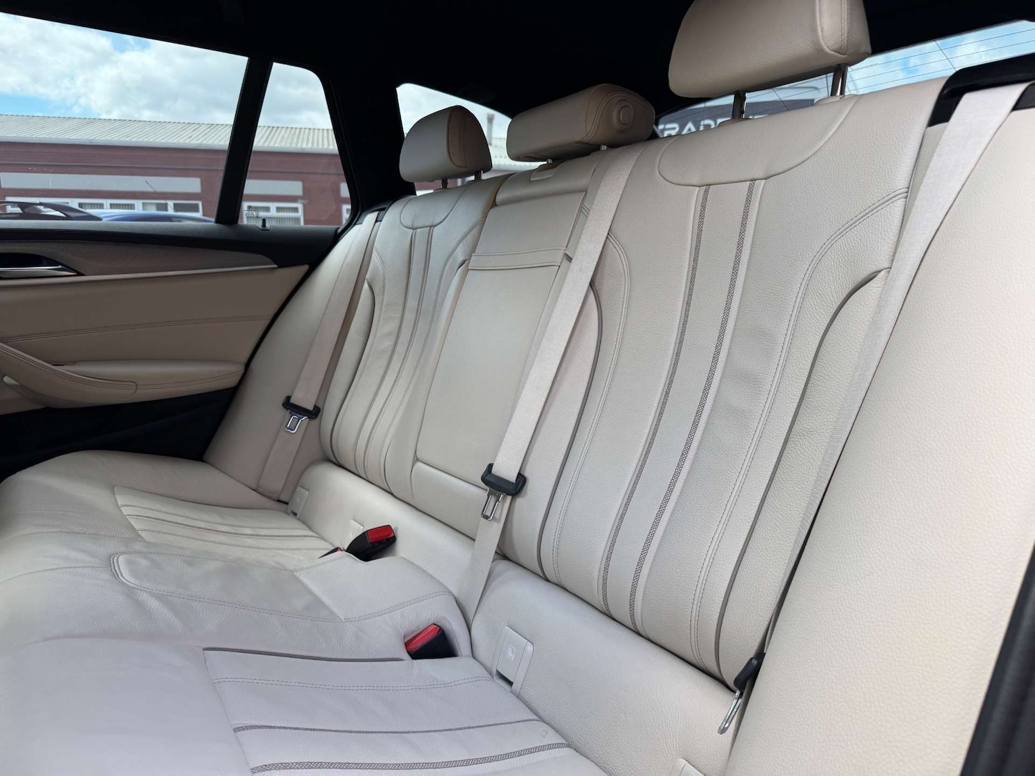 Used BMW 5 Series 2018 for sale - 76465953: Photo 17