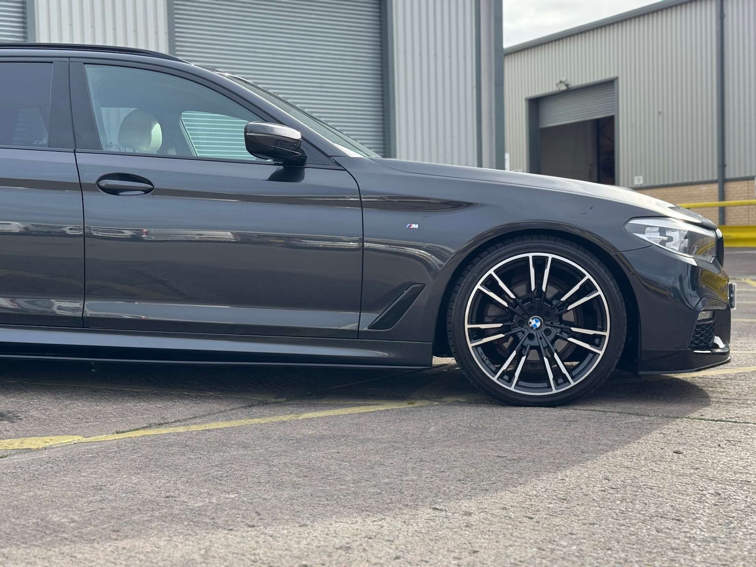 Used BMW 5 Series 2018 for sale - 76465953: Photo 48