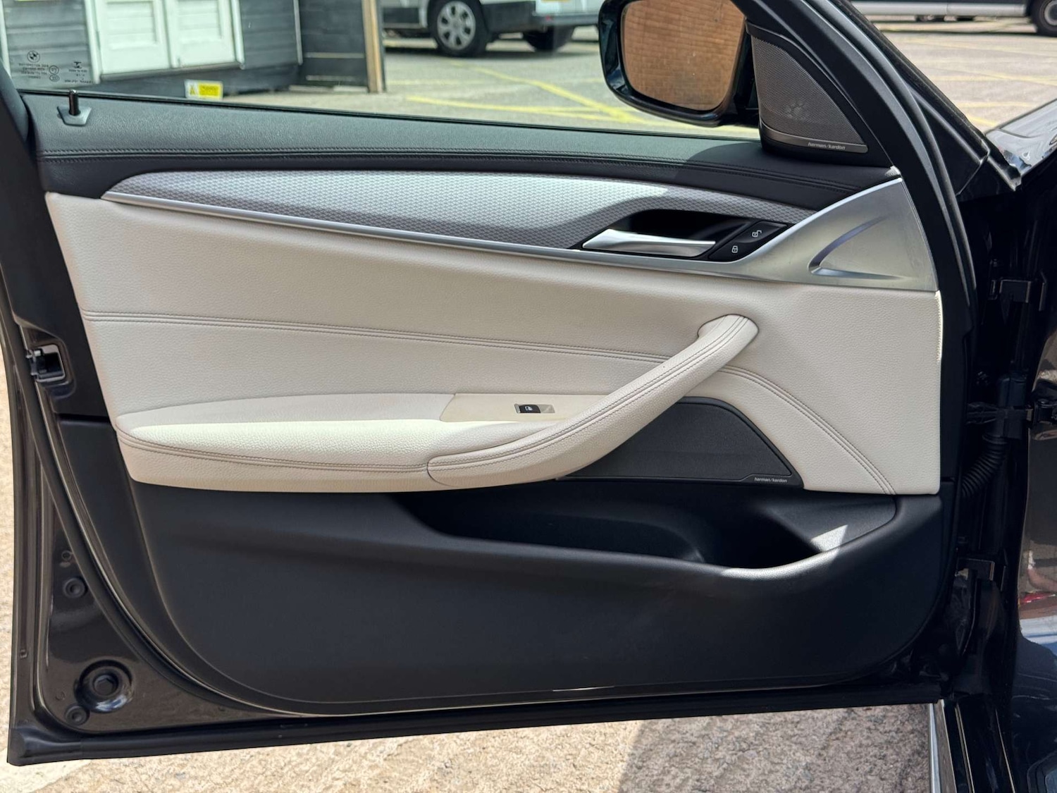 Used BMW 5 Series 2018 for sale - 76465953: Photo 63