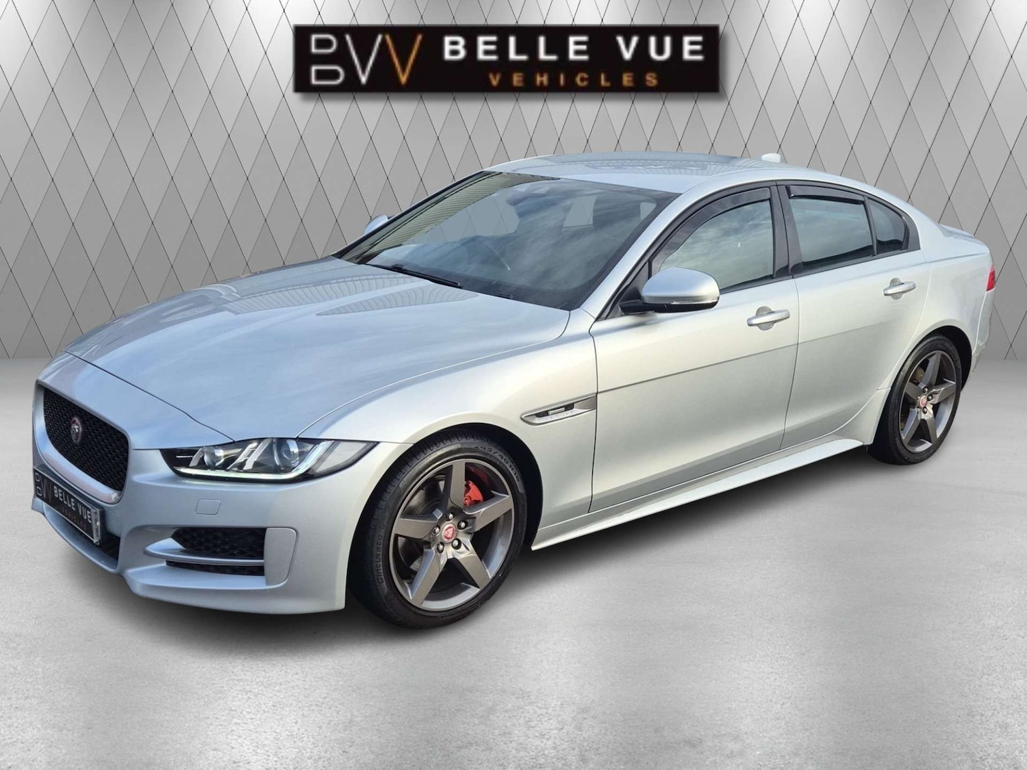 Used Jaguar XE 2016 for sale - 76475113: Photo 10
