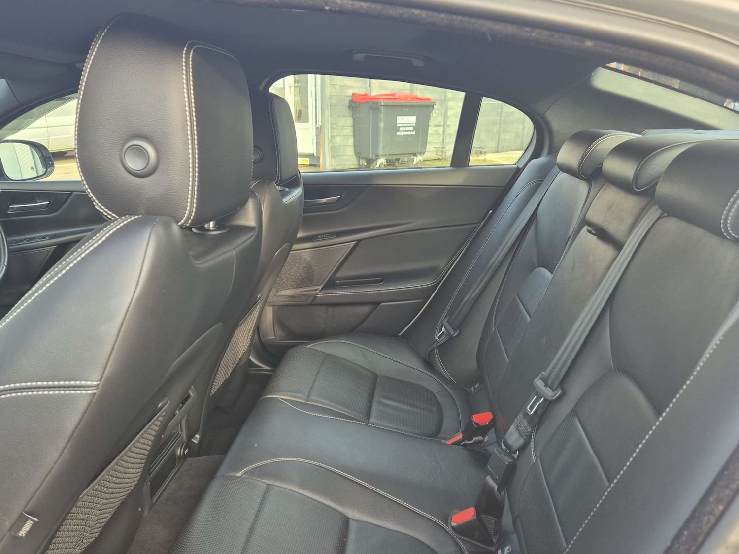 Used Jaguar XE 2016 for sale - 76475113: Photo 21