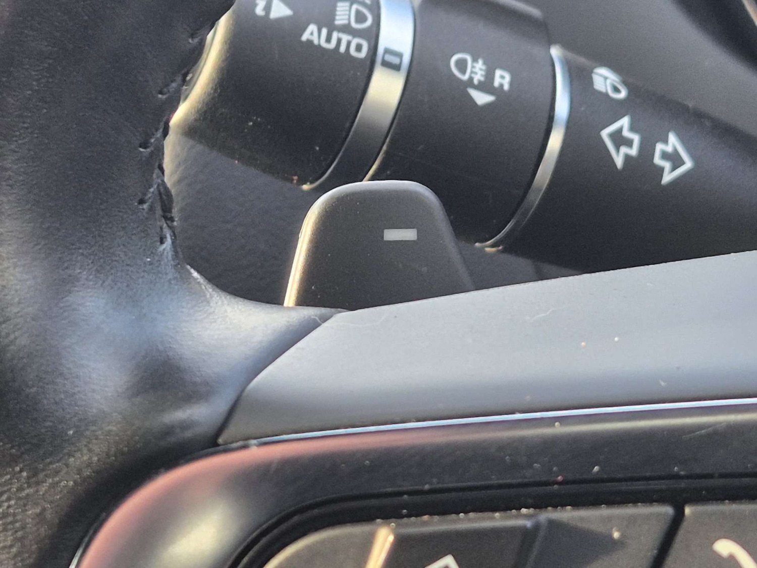 Used Jaguar XE 2016 for sale - 76475113: Photo 25