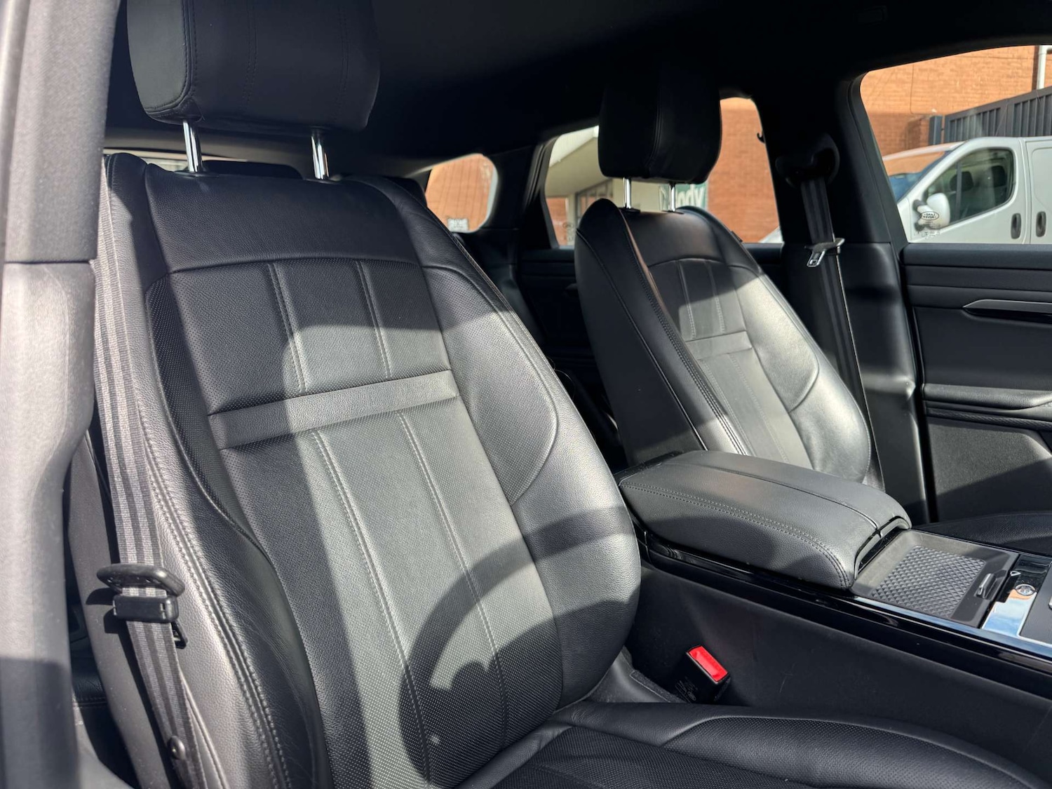 Used Land Rover Range Rover Evoque 2019 for sale - 76600713: Photo 13