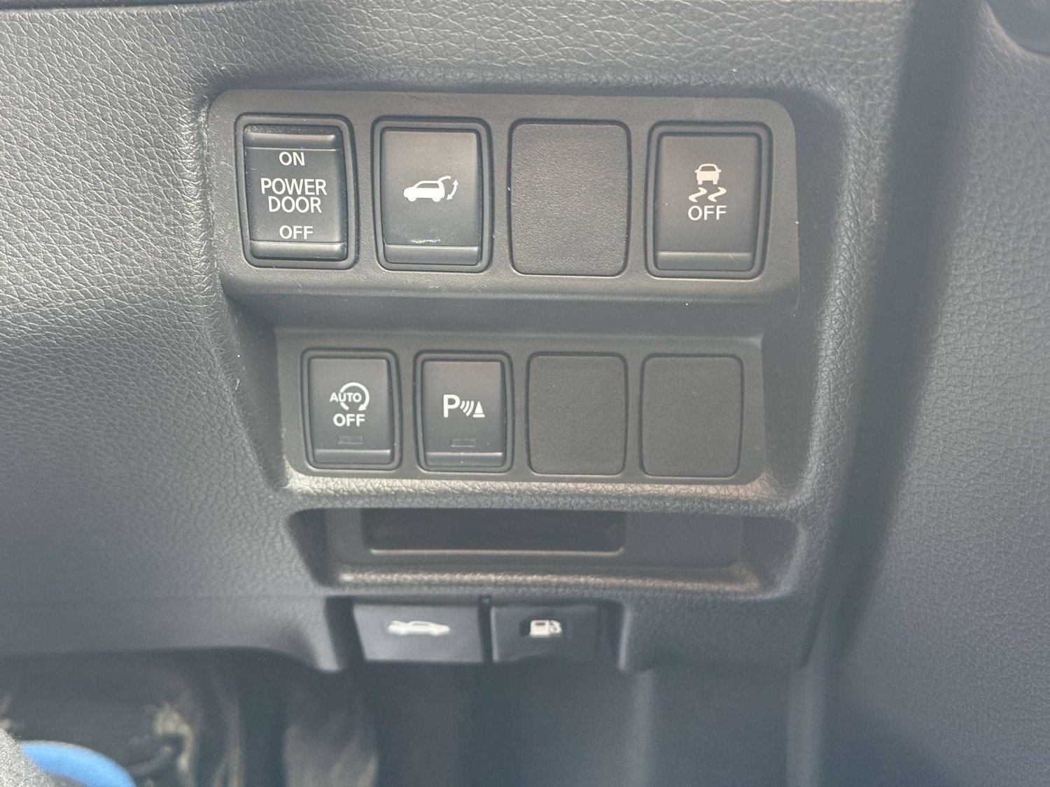 Vehicle 32