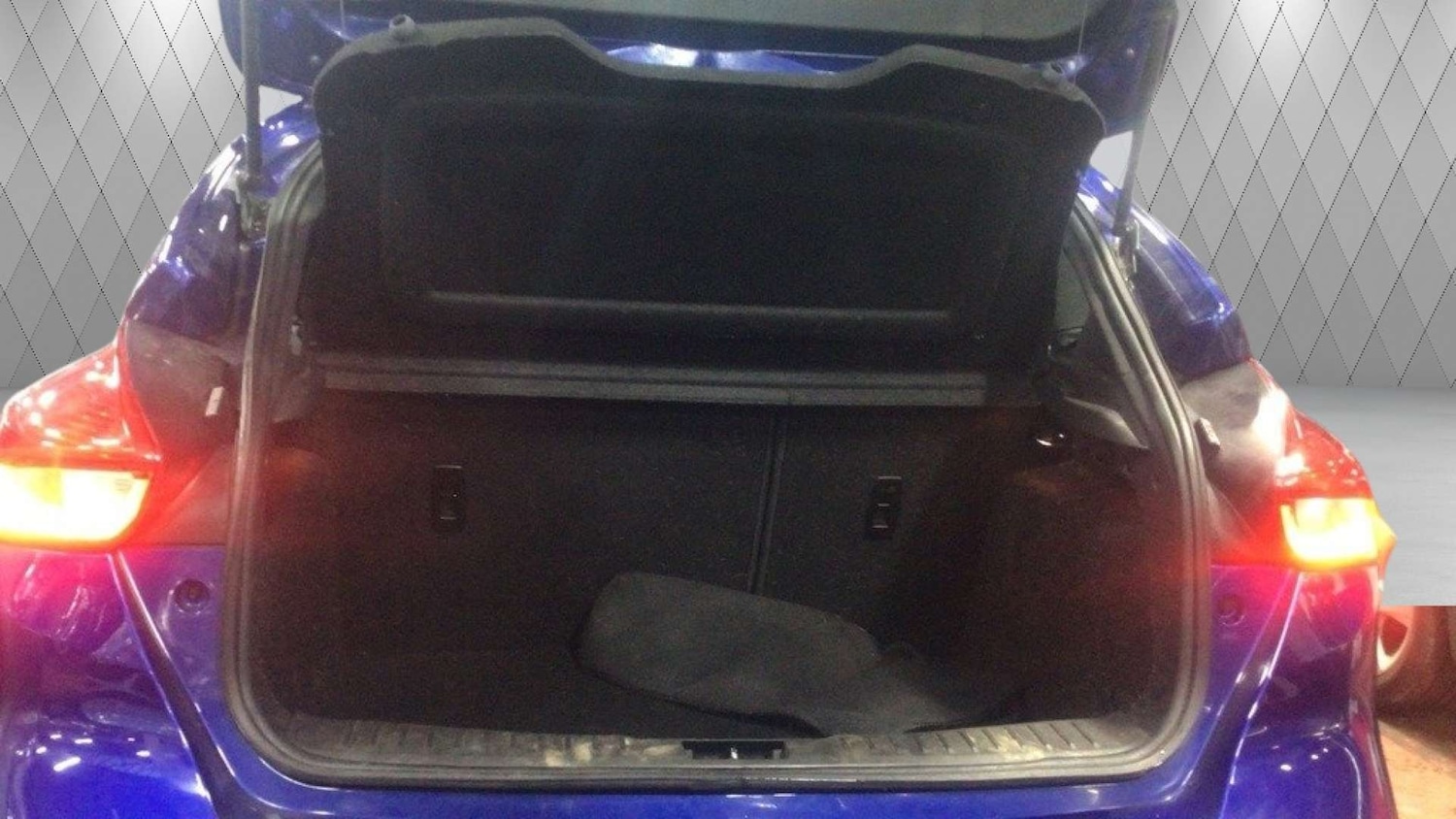 Used Ford Focus 2016 for sale - 76687506: Photo 16