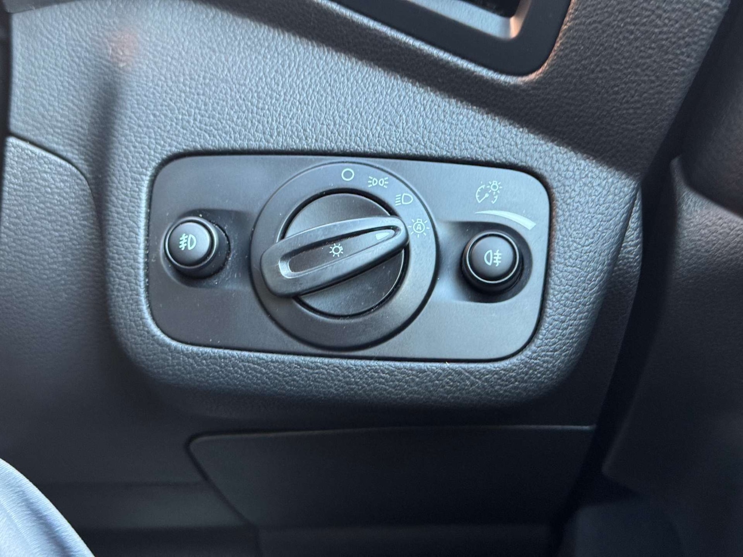 Used Ford Kuga 2016 for sale - 76600751: Photo 33