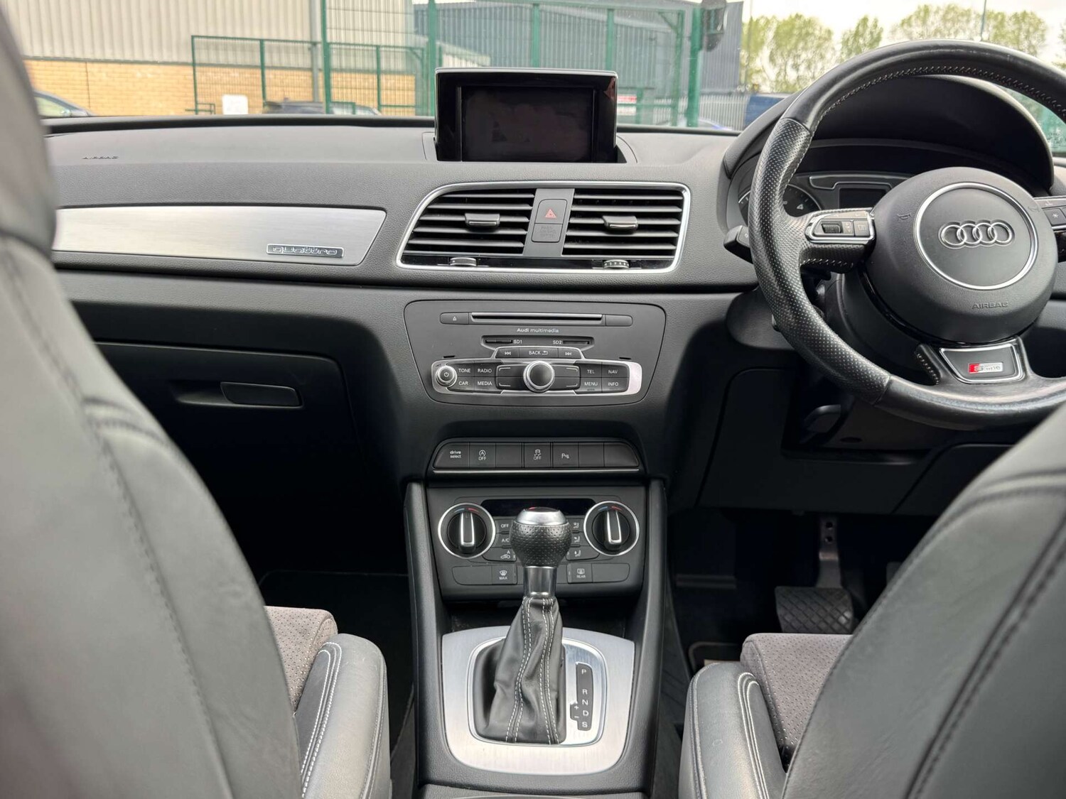 Used Audi Q3 2016 for sale - 76363677: Photo 35