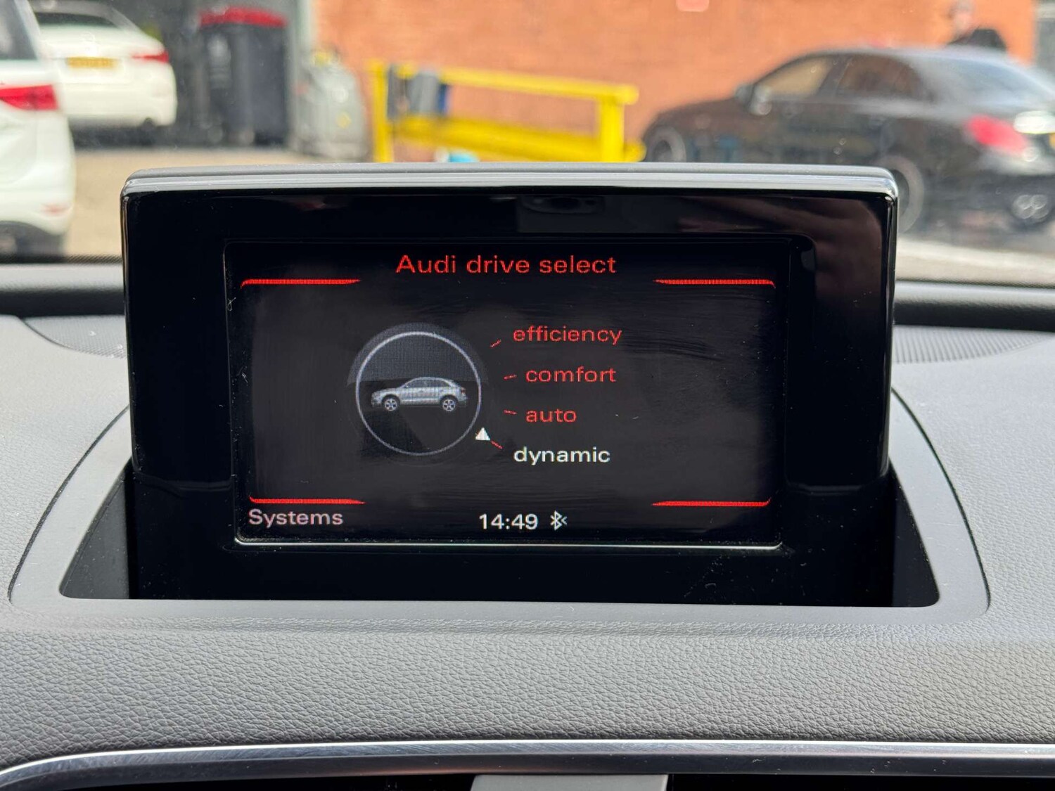 Used Audi Q3 2016 for sale - 76363677: Photo 47