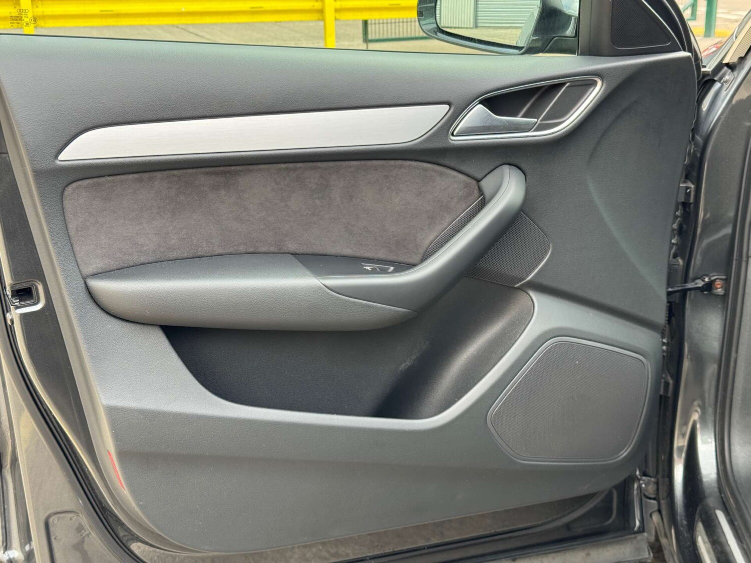 Used Audi Q3 2016 for sale - 76363677: Photo 49