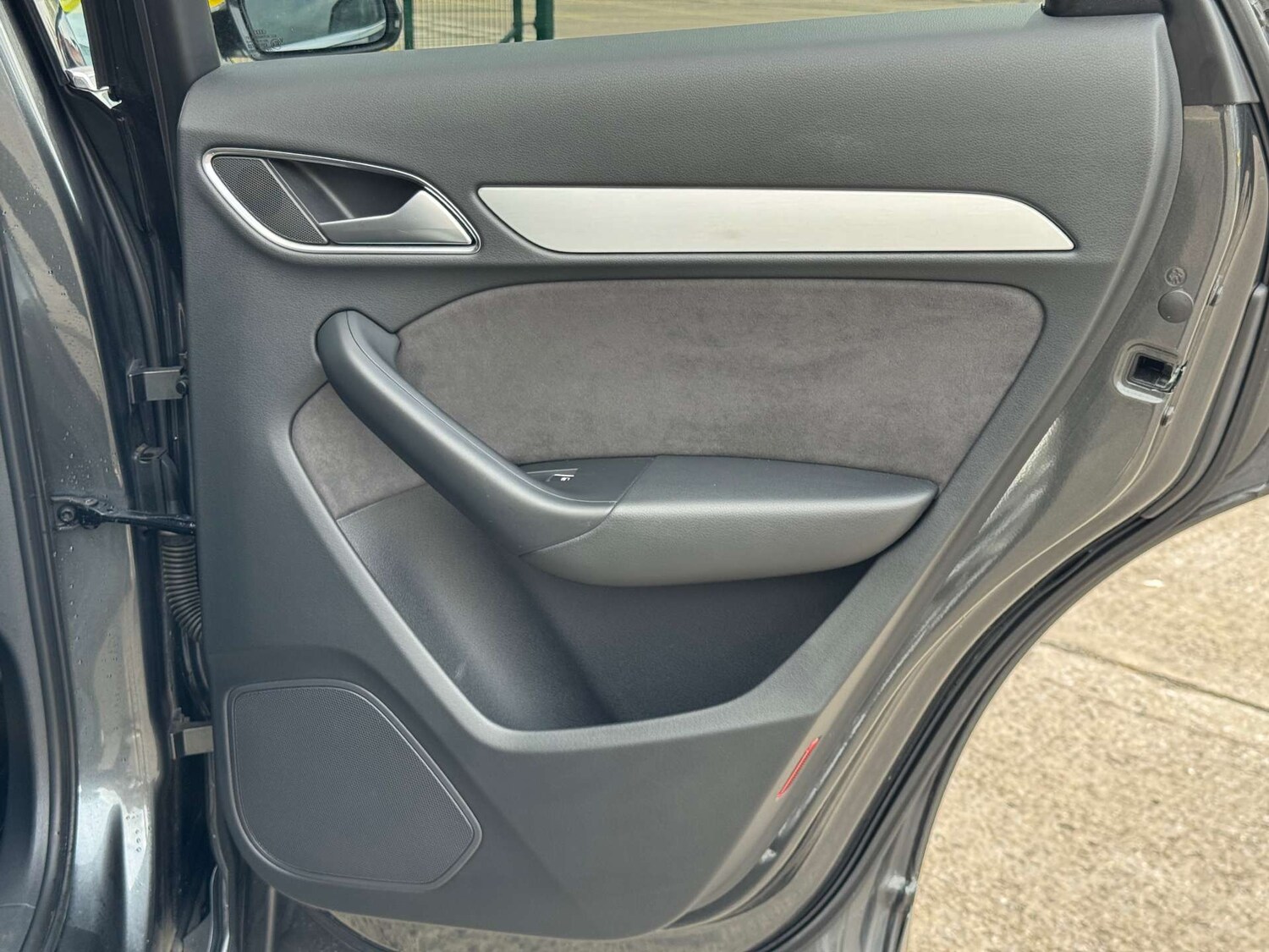 Used Audi Q3 2016 for sale - 76363677: Photo 52