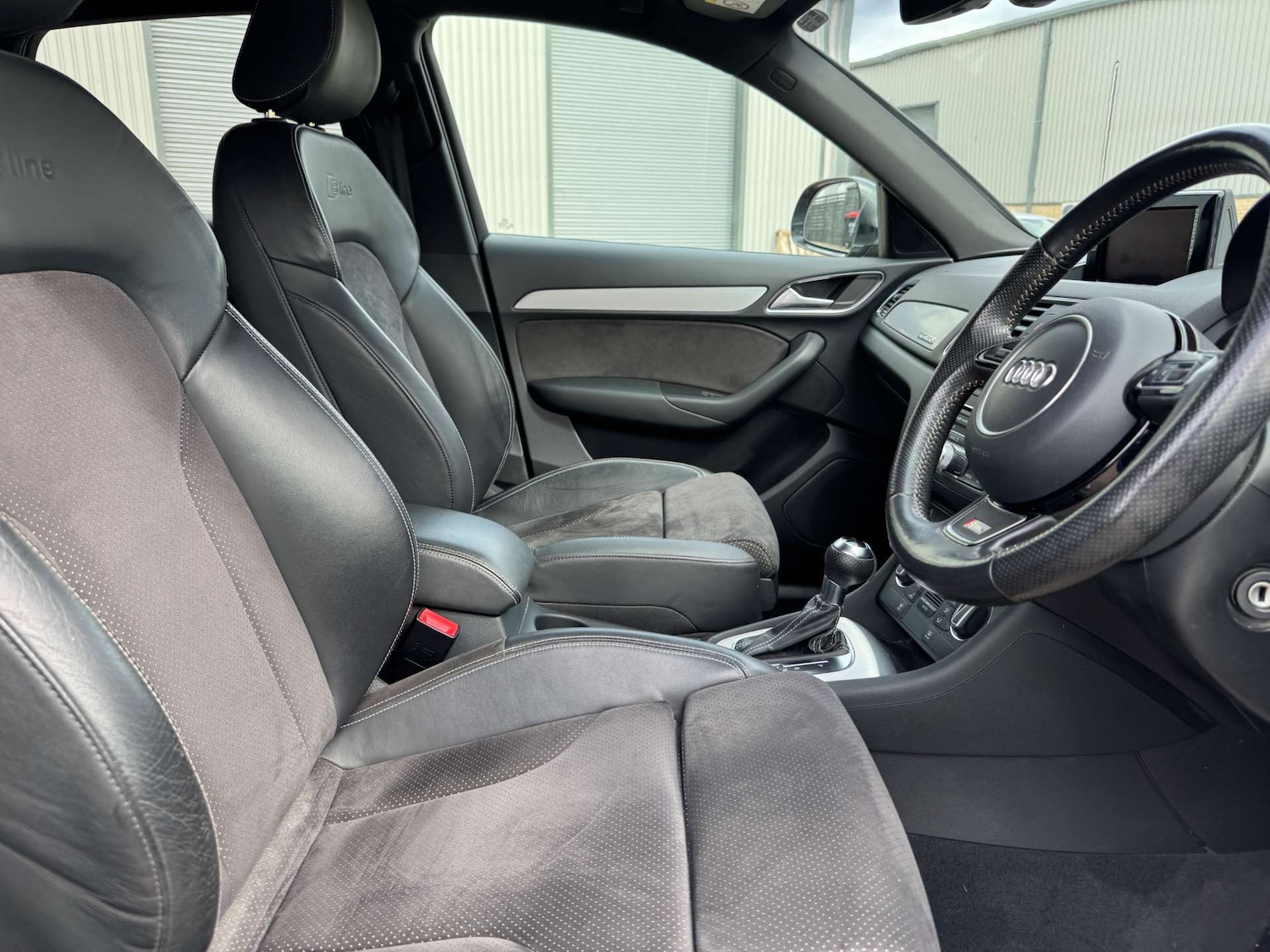 Used Audi Q3 2016 for sale - 76600696: Photo 12