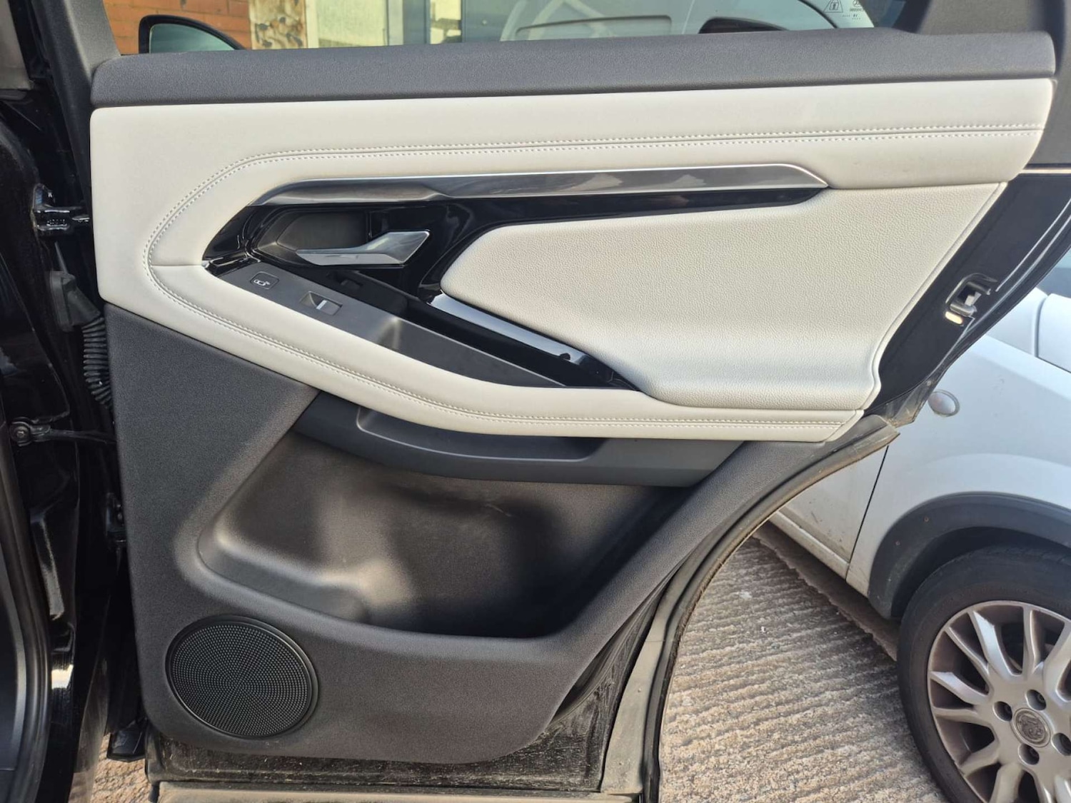 Used Land Rover Range Rover Evoque 2019 for sale - 76659855: Photo 48