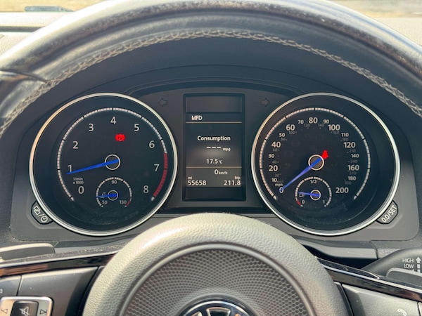 Used Volkswagen Scirocco 2017 for sale - 76277496: Photo 24