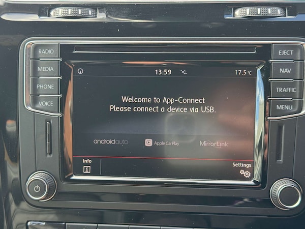 Used Volkswagen Scirocco 2017 for sale - 76277496: Photo 42