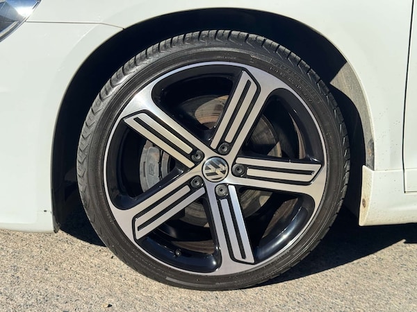 Used Volkswagen Scirocco 2017 for sale - 76277496: Photo 52