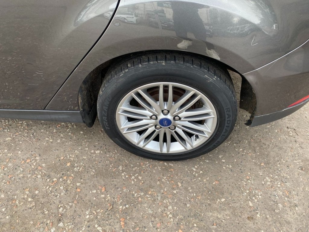 Used Ford Focus 2017 for sale - 77667764: Photo 6