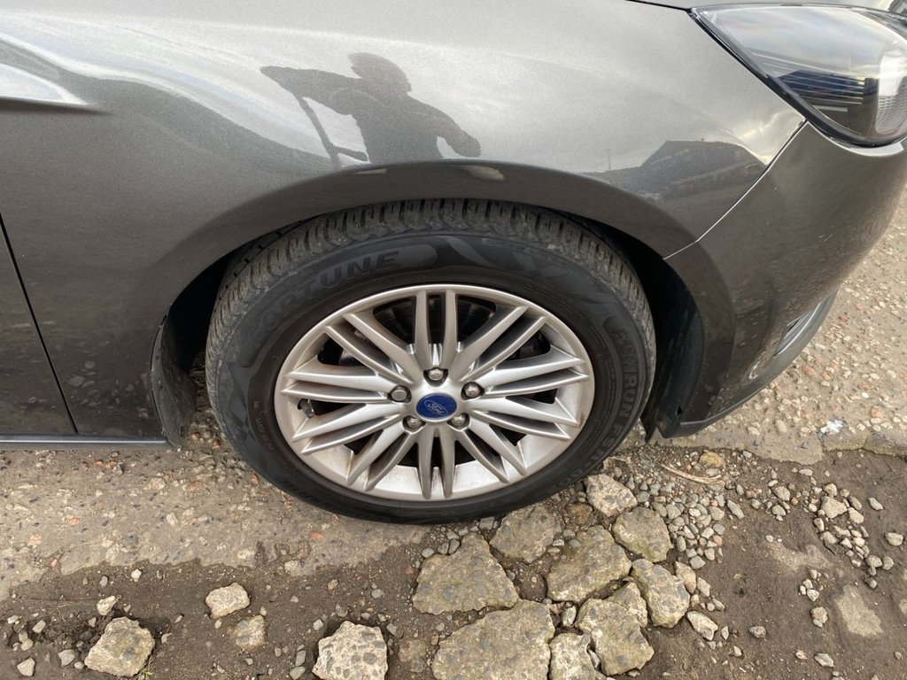 Used Ford Focus 2017 for sale - 77667764: Photo 9