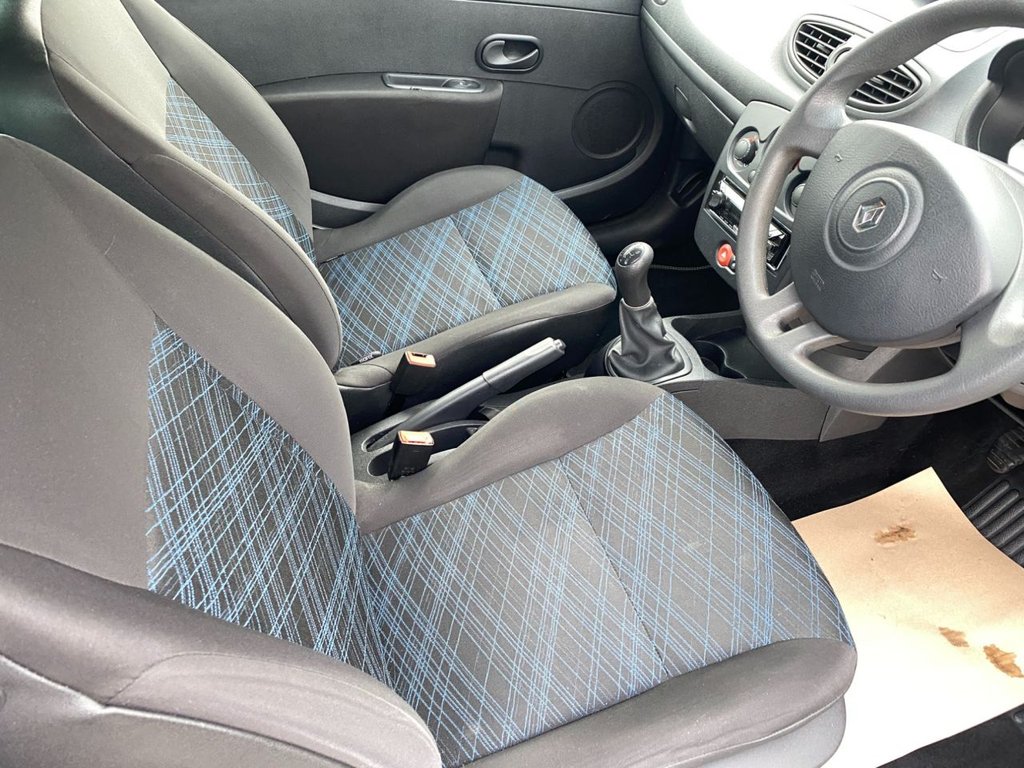 Used Renault Clio 2009 for sale - 76950723: Photo 10