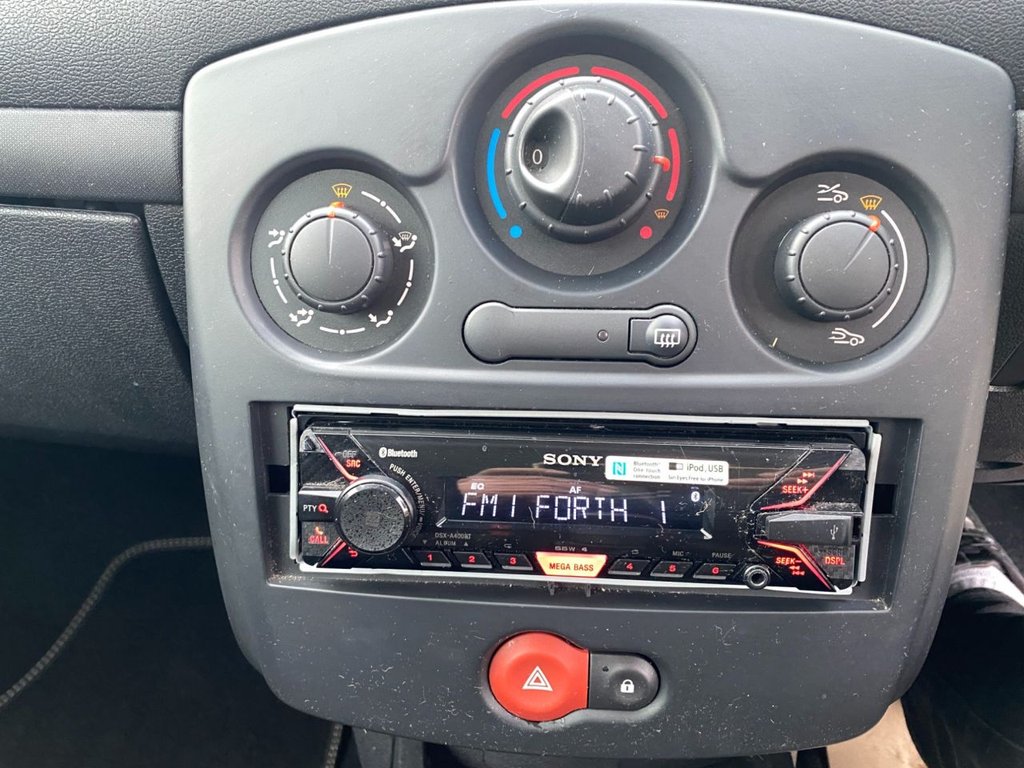 Used Renault Clio 2009 for sale - 76950723: Photo 12