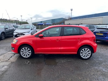 Used Volkswagen Polo 2011 for sale - 77153485: Photo