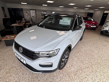 Used Volkswagen T-Roc 2019 for sale - 79254261: Photo