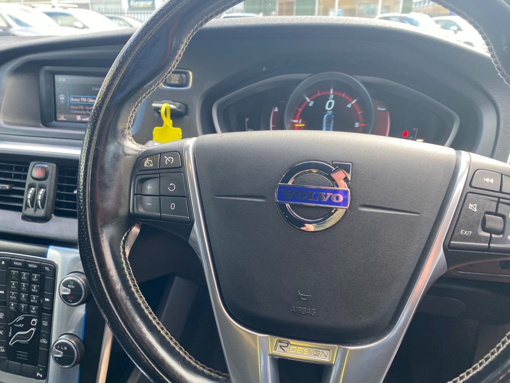 Used Volvo V40 2014 for sale - 78124487: Photo 21