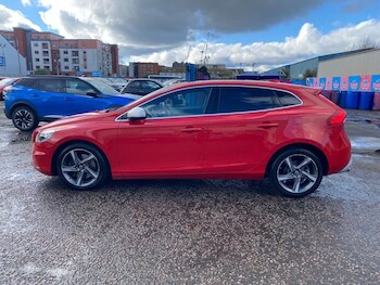 Used Volvo V40 2014 for sale - 78124487: Photo