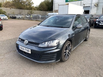 Volkswagen - Golf