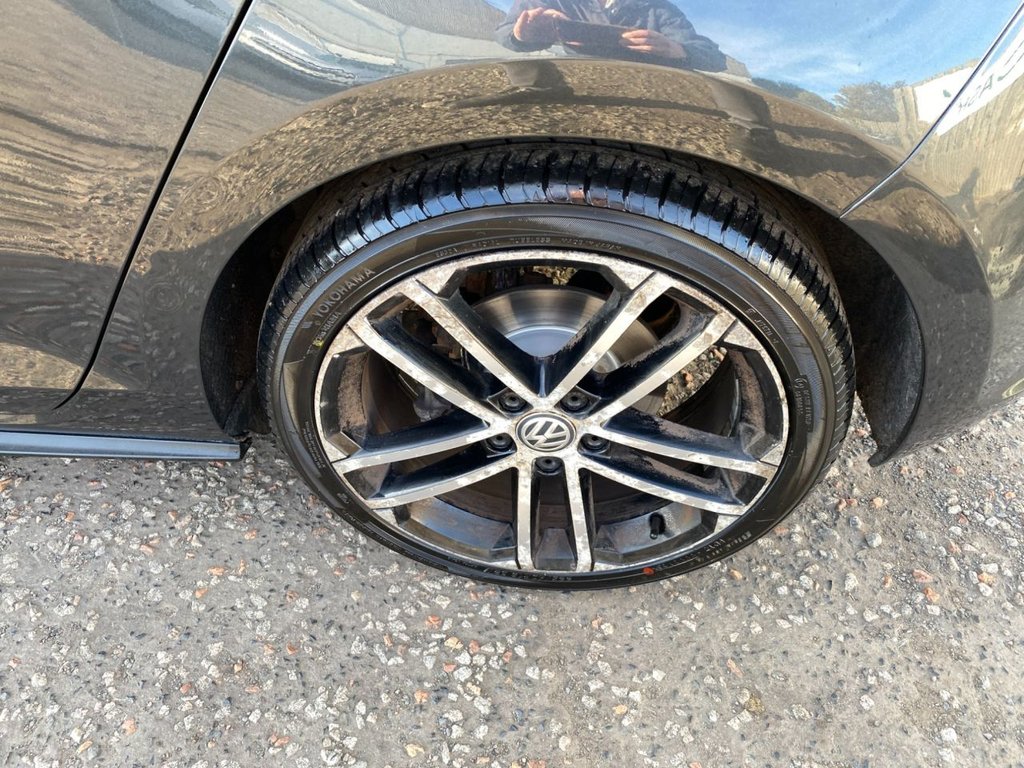 Used Volkswagen Golf 2014 for sale - 76900463: Photo 24