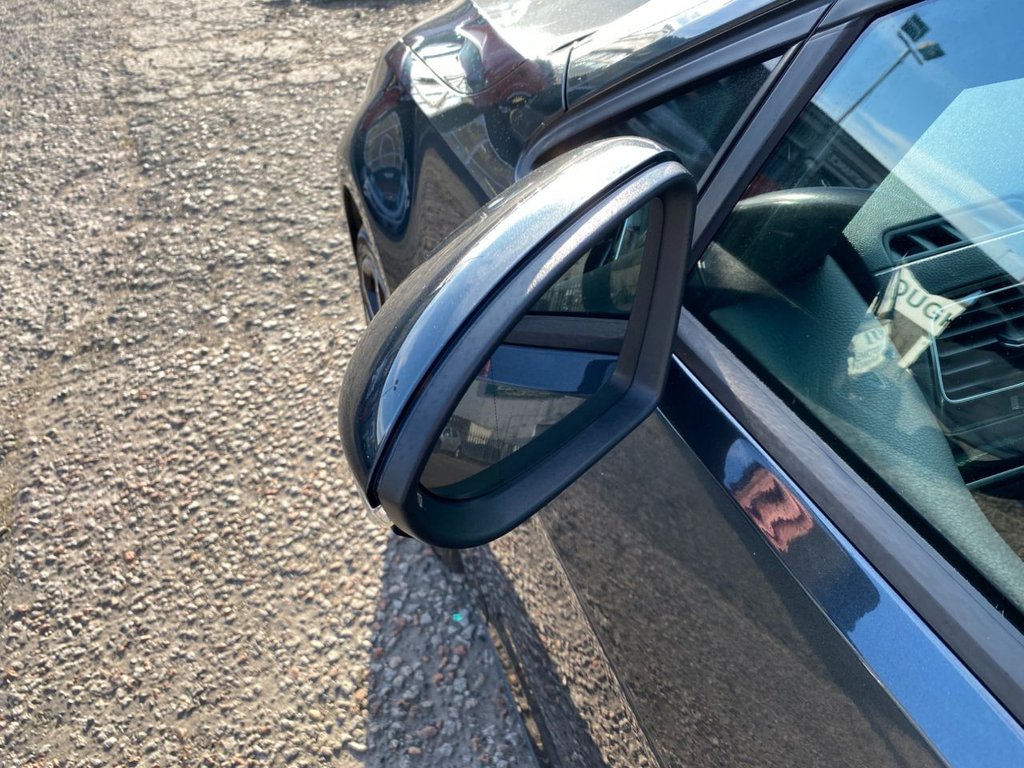 Used Volkswagen Golf 2014 for sale - 76900463: Photo 25