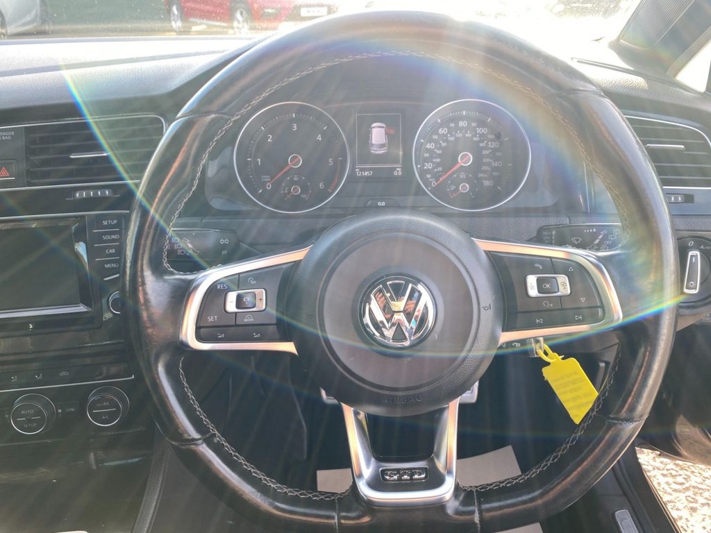 Used Volkswagen Golf 2014 for sale - 76900463: Photo 36