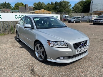 2012 (62) - 2.0 R DESIGN Edition 4dr