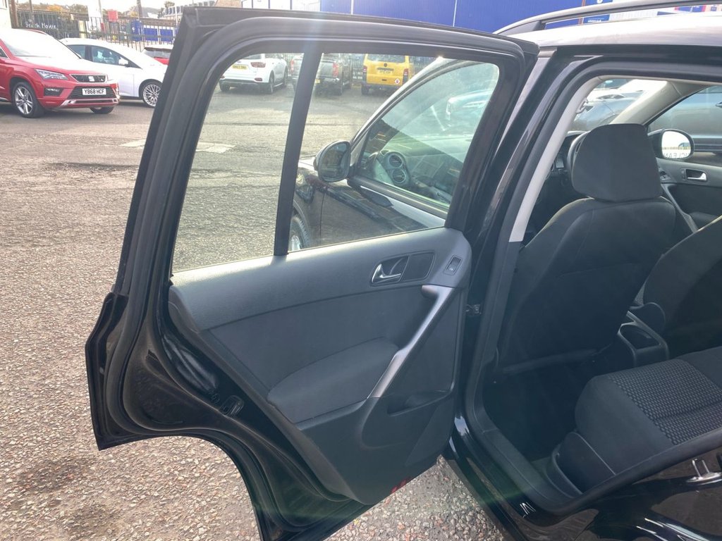 Used Volkswagen Tiguan 2009 for sale - 76356594: Photo 27