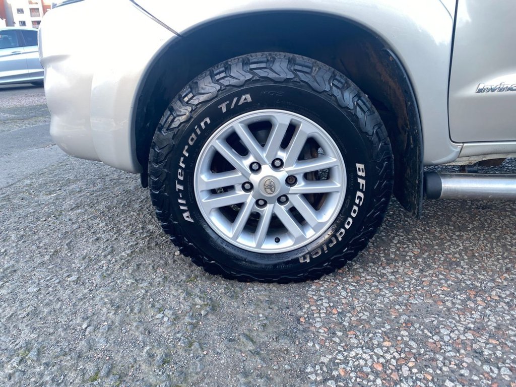 Used Toyota Hilux 2014 for sale - 76642409: Photo 11