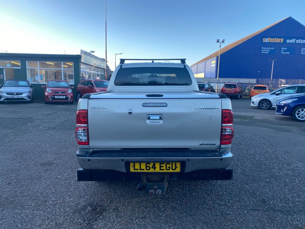 Used Toyota Hilux 2014 for sale - 76642409: Photo 6