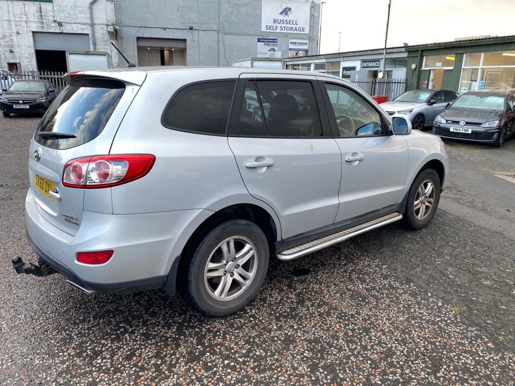 Used Hyundai Santa Fe 2010 for sale - 76430353: Photo 9