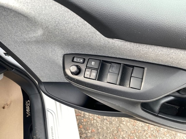 Used Toyota Yaris 2020 for sale - 75676076: Photo 16