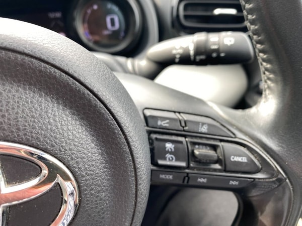 Used Toyota Yaris 2020 for sale - 75676076: Photo 23