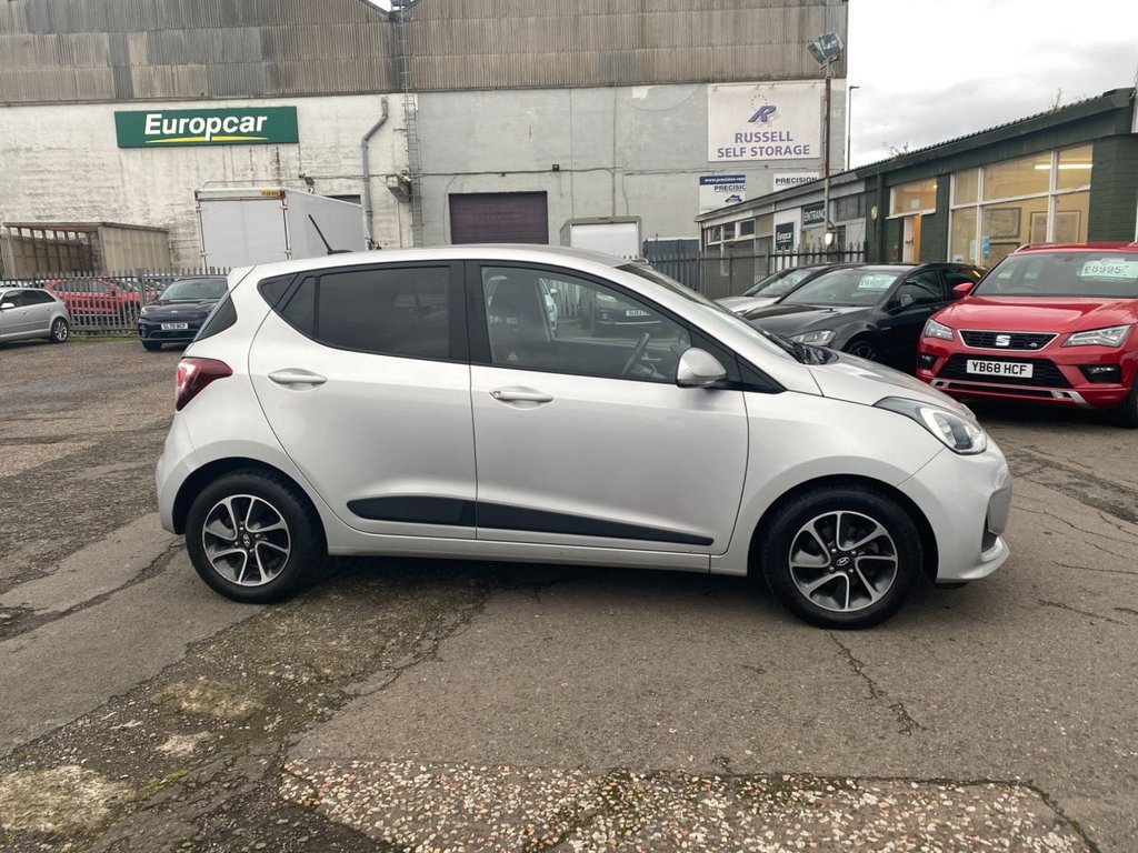 Used Hyundai i10 2017 for sale - 77341433: Photo 8