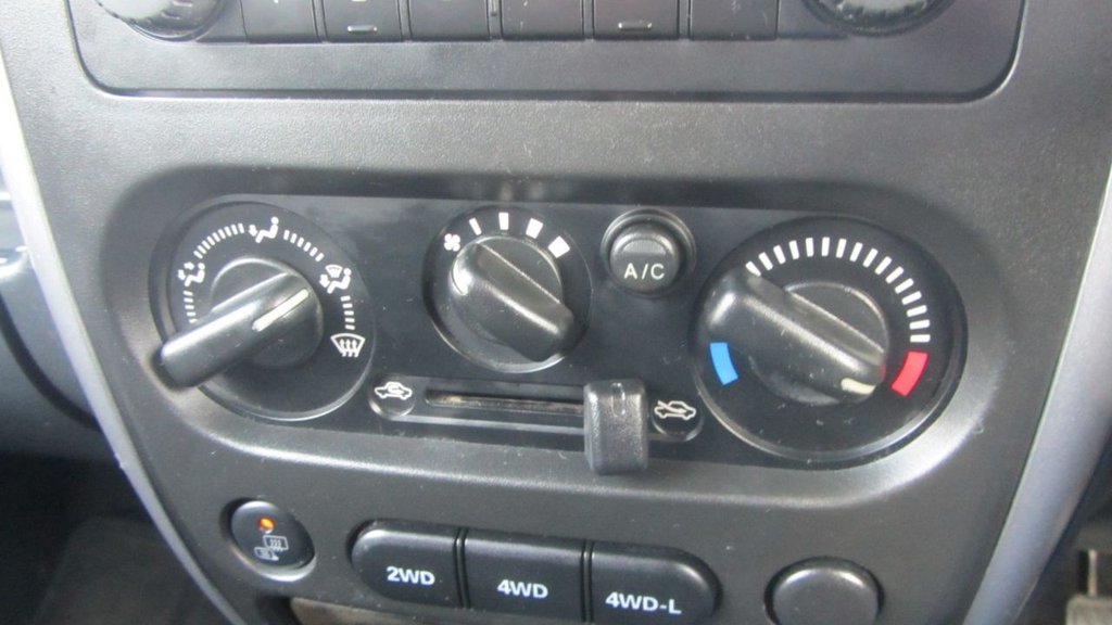 Used Suzuki Jimny 2012 for sale - 76417666: Photo 27