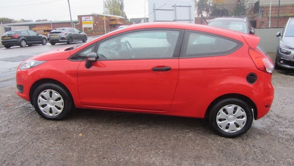 Used Ford Fiesta 2015 for sale - 76317099: Photo 11